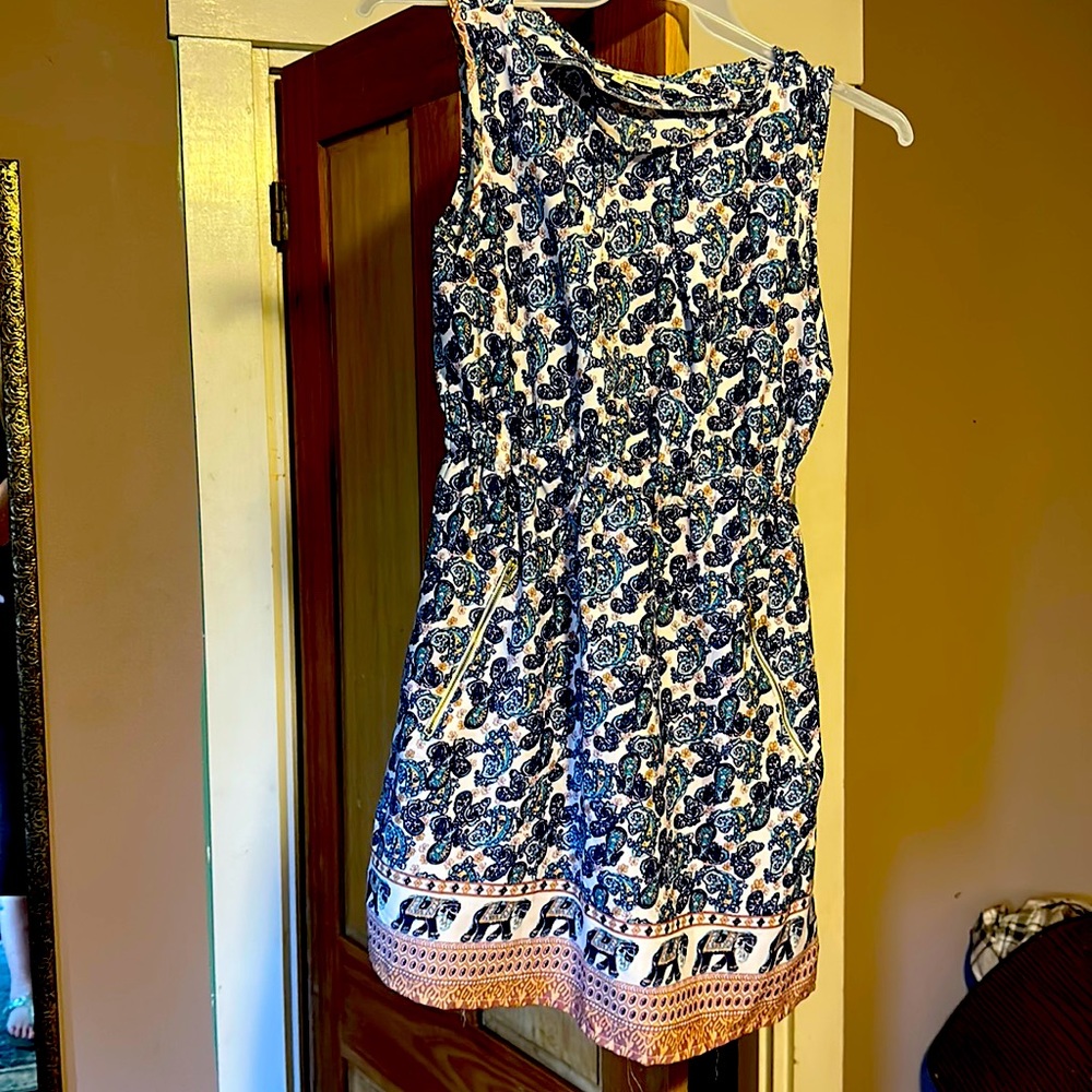 Cute summer dress from speed control New York. Not worn much.